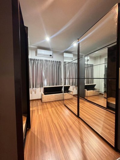 8R0868 ให้เช่าบ้านแฝดสองชั้น 2 ห้องนอน 3 ห้องน้ำ ราคา 50,000/เดือน โซนฉลอง