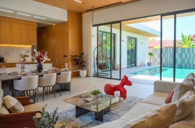 8R0871 Pool villa for rent 3 bedroom 4 bathroom 180,000/month at chalong