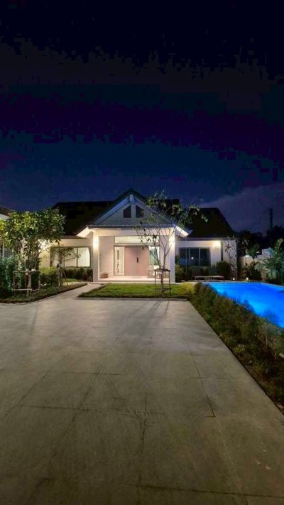 8R0872 Pool villa for rent 4 bedroom 4 bathroom 120,000/month at chalong