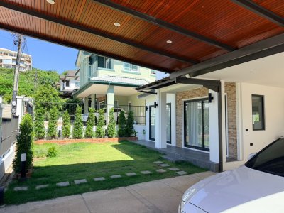 8R0876 ให้เช่าบ้านเดี่ยวสองชั้น 3 ห้องนอน 2 ห้องน้ำ ราคา 80,000/เดือน โซนฉลอง