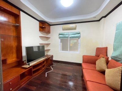 8R0878 ให้เช่าบ้านเดี่ยวสองชั้น 3 ห้องนอน 2 ห้องน้ำ ราคา 60,000/เดือน โซนฉลอง