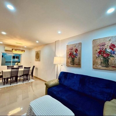 8R0882 ให้เช่าบ้านแฝดสองชั้น 3 ห้องนอน 2 ห้องน้ำ ราคา 35,000/เดือน โซนฉลอง