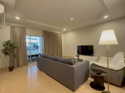 8R0896 ให้เช่าบ้านแฝดสองชั้น 3 ห้องนอน 3 ห้องน้ำ ราคา 33,000/เดือน โซนฉลอง
