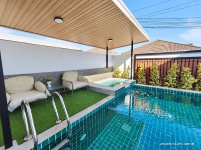 8R0912 Pool villa for rent 2bedrooms 3bathrooms 65,000/month at chalong