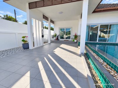 8R0912 Pool villa for rent 2bedrooms 3bathrooms 65,000/month at chalong