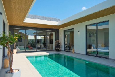 8R0915 Pool villa for rent 3 bedroom 4 bathroom 160,000/month at chalong