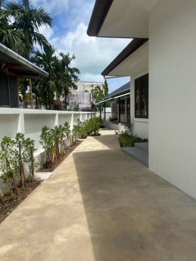 8R0916 This house for rent 3 bedroom 2 bathroom 50,000/month at chalong
