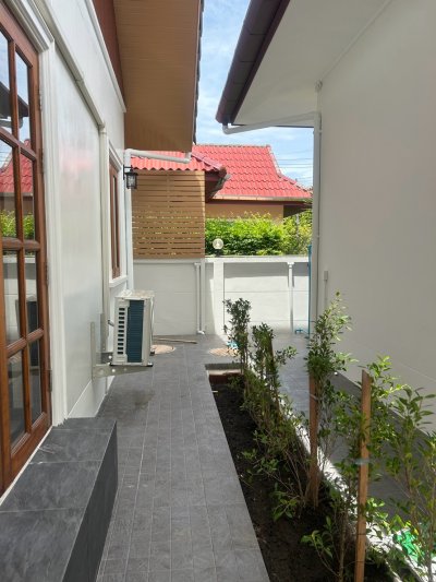 8R0916 This house for rent 3 bedroom 2 bathroom 50,000/month at chalong