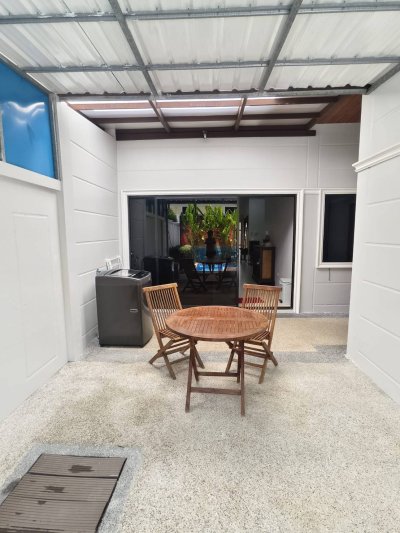 8R0917 House with jacuzzi for rent 3 bedroom 2 bathroom 50,000/month at chalong