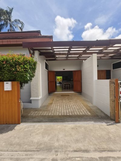 8R0917 House with jacuzzi for rent 3 bedroom 2 bathroom 50,000/month at chalong