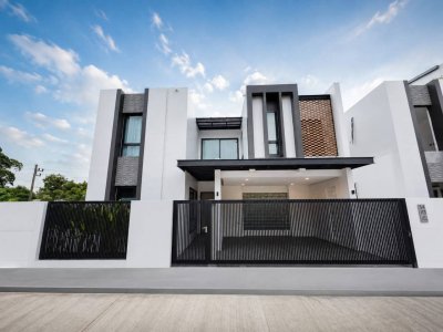 8R0922 Pool villa for rent 3 bedroom 4 bathroom 120,000/month at chalong