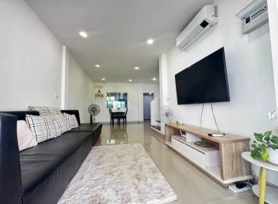 8R0925 ให้เช่าบ้านแฝดสองชั้น 3 ห้องนอน 2 ห้องน้ำ ราคา 35,000/เดือน โซนฉลอง