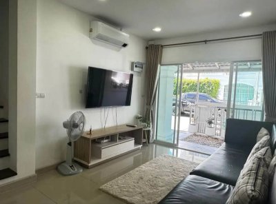 8R0925 ให้เช่าบ้านแฝดสองชั้น 3 ห้องนอน 2 ห้องน้ำ ราคา 35,000/เดือน โซนฉลอง