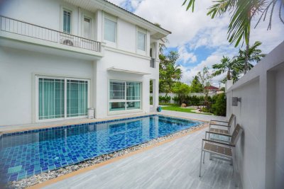8R0927 ให้เช่า pool villa 3 ห้องนอน 3 ห้องน้ำ ราคา 95,000/เดือน โซนฉลอง
