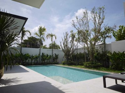 8R0930 ให้เช่า pool villa 4 ห้องนอน 5 ห้องน้ำ ราคา 185,000/เดือน โซนฉลอง