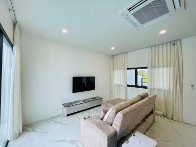 8R0931 ให้เช่า pool villa 3 ห้องนอน 4 ห้องน้ำ ราคา 95,000/เดือน โซนฉลอง