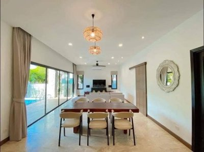 8R0937 ให้เช่า pool villa 2 ห้องนอน 2 ห้องน้ำ ราคา 85,000/เดือน โซนฉลอง