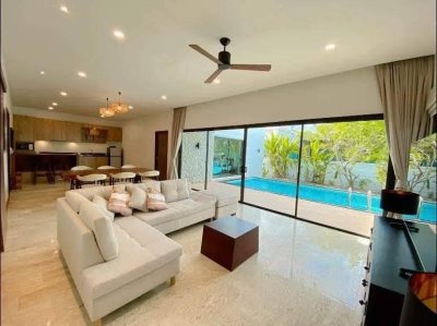 8R0937 ให้เช่า pool villa 2 ห้องนอน 2 ห้องน้ำ ราคา 85,000/เดือน โซนฉลอง