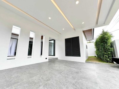 8R0945 ให้เช่า pool villa 3 ห้องนอน 4 ห้องน้ำ ราคา 140,000/เดือน โซนฉลอง