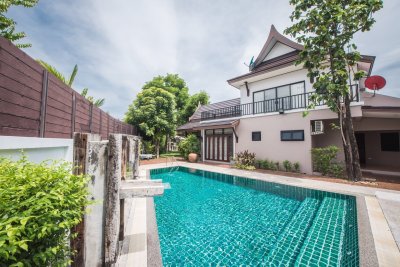 8S0098 Pool villa  for sale 14,500,000 These pool villa will offer over for land 70 sqw 3 bedroom 3 bathroomThis is contemporary villa located in Chalong .