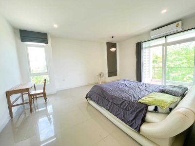 8S0100 ขายบ้านเดี่ยวสองชั้น 3 ห้องนอน 3 ห้องน้ำ ราคา 8,900,000 บาท โซนฉลอง