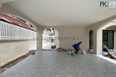 8S0109 House for sale 3 bedroom 4 bathroom 5,990,000 bath in Chalong