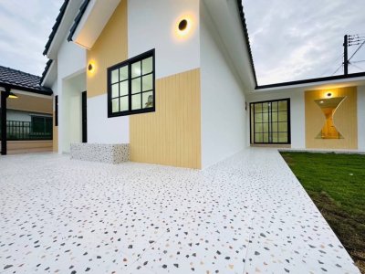 8S0114 House for sale 3 bedroom 2 bathroom 4,790,000 bath location in Chalong 8S0114 House for sale 3 bedroom 2 bathroom 4,790,000 bath location in Chalong