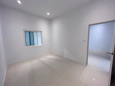 8S0121 ขายบ้านชั้นเดียว ราคา 2,890,000 บาท 2ห้องนอน 2ห้องน้ำ โซนฉลอง