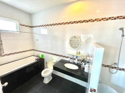 8S0122 ขายบ้านสองชั้น 3ห้องนอน 3ห้องน้ำ ราคา 5,290,000 บาท โซนฉลอง