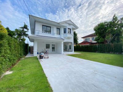 8S0125 This house for sale 14,900,000 bath 3 bedrooms 3 bathrooms location at chalong8S0125 This house for sale 14,900,000 bath 3 bedrooms 3 bathrooms location at chalong