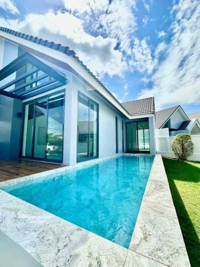 8S0126 Pool villa for sale 8,900,000 bath 3 bedrooms 2 bathrooms location at chalong