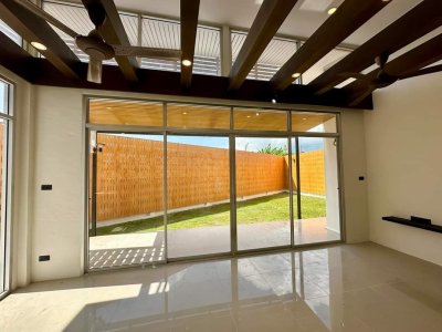 8S0130 This house for sale 3,990,000 baht 2 bedrooms 2 bathrooms location at chalong
