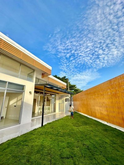 8S0130 This house for sale 3,990,000 baht 2 bedrooms 2 bathrooms location at chalong