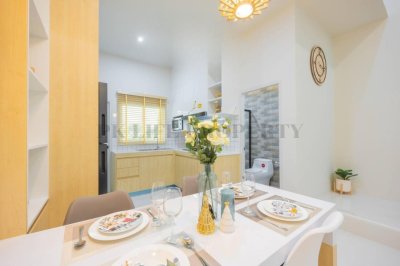 8S0133 ขายทาวน์เฮ้าส์สองชั้น ราคา 3,190,000 บาท 2ห้องนอน 2ห้องน้ำ โซนฉลอง