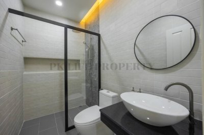 8S0133 ขายทาวน์เฮ้าส์สองชั้น ราคา 3,190,000 บาท 2ห้องนอน 2ห้องน้ำ โซนฉลอง