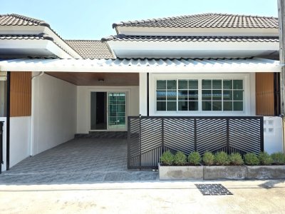 8S0136 This house for sale 2,890,000 baht 2bedrooms 2bathrooms location at chalong