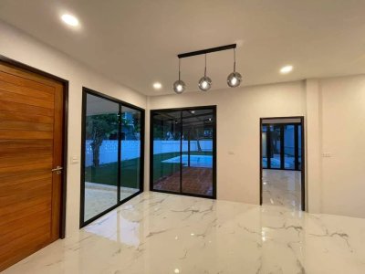 8S0138 Pool villa for sale 8,900,000 baht 3 bedrooms 3 bathrooms location at Chalong