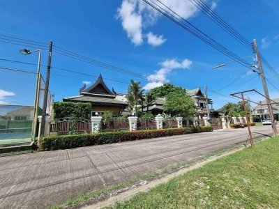 8S0145 Pool villa for sale 24,000,000 baht 6 bedroom 5 bathroom located at chalong