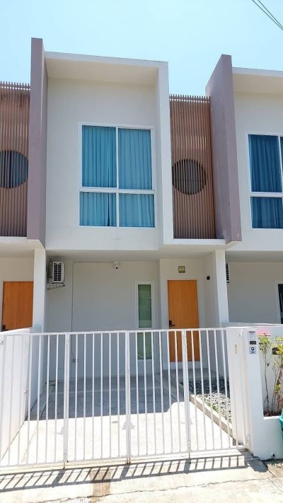 8S0146 House for sale 2 bedroom 2 bathroom 3,300,000 baht at chalong