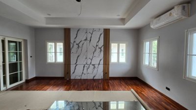 8S0151 House with jacuzzi for sale 19,900,000 baht 3 bedroom 4 bathroom located at chalong