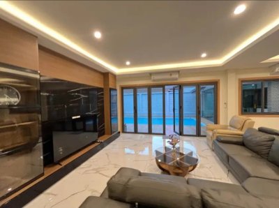 8S0155 Pool villa for sale 18,900,000 baht 5 bedroom 5 bathroom at chalong