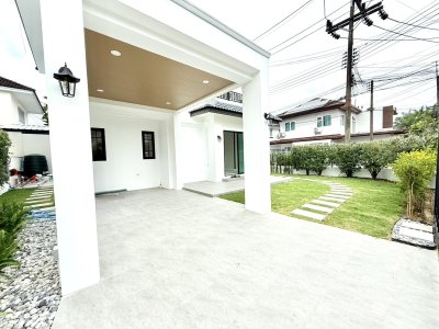 8S0160 This house for sale 9,500,000 baht 4 bedroom 3 bathroom located at chalong