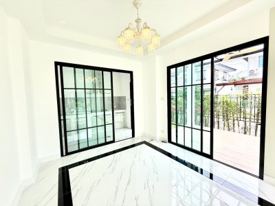 8S0160 This house for sale 9,500,000 baht 4 bedroom 3 bathroom located at chalong