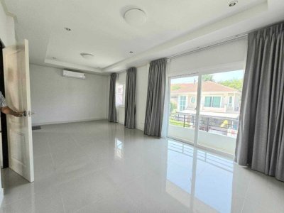 8S0164 This house for sale 6,490,000 baht 4 bedroom 3 bathroom located at chalong