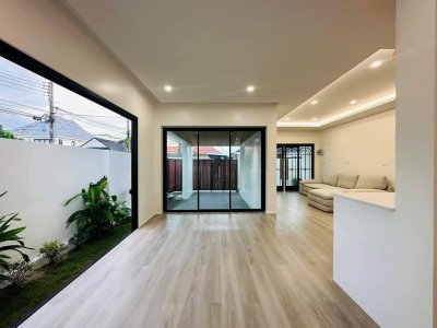 8S0168 This house for sale 6,590,000 baht 3 bedroom 2 bathroom located at chalong