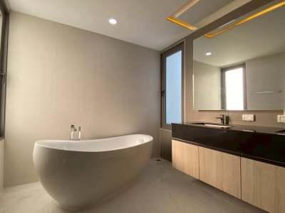 8S0186 Pool villa for sale 18,000,000 baht 3 bedroom 2 bathroom located at chalong 8S0186 Pool villa for sale 18,000,000 baht 3 bedroom 2 bathroom located at chalong