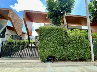 8S0194 Pool villa for sale 7,900,000 baht 2 bedroom 2 bathroom located at chalong 8S0194 Pool villa for sale 7,900,000 baht 2 bedroom 2 bathroom located at chalong