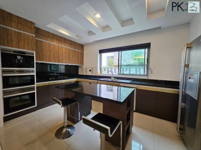 8S0198 Pool villa for sale 28,000,000 baht 3 bedroom 4 bathroom located at chalong