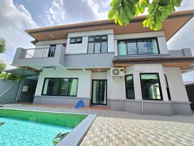 8S0201 Pool villa for sale 8,990,000 baht 3 bedroom 3 bathroom located at chalong 8S0201 Pool villa for sale 8,990,000 baht 3 bedroom 3 bathroom located at chalong