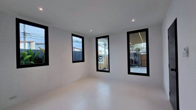 8S0204 This house for sale 5,990,000 baht 3 bedroom 3 bathroom at chalong 8S0204 This house for sale 5,990,000 baht 3 bedroom 3 bathroom at chalong